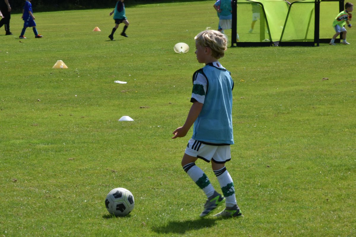 MOBOSportsAcad's tweet photo. Week 2: A SUMMER OF SOCCER 

Great first day at Loretto 📍📸

Tomorrow will be the first or our themed days with us kicking of Champions League Tuesday ⭐️

So if you have any of those European club kits, get them on 🔥⚽️🔥⚽️🔥

See ya tomorrow 😎 https://t.co/IMHLHCN623