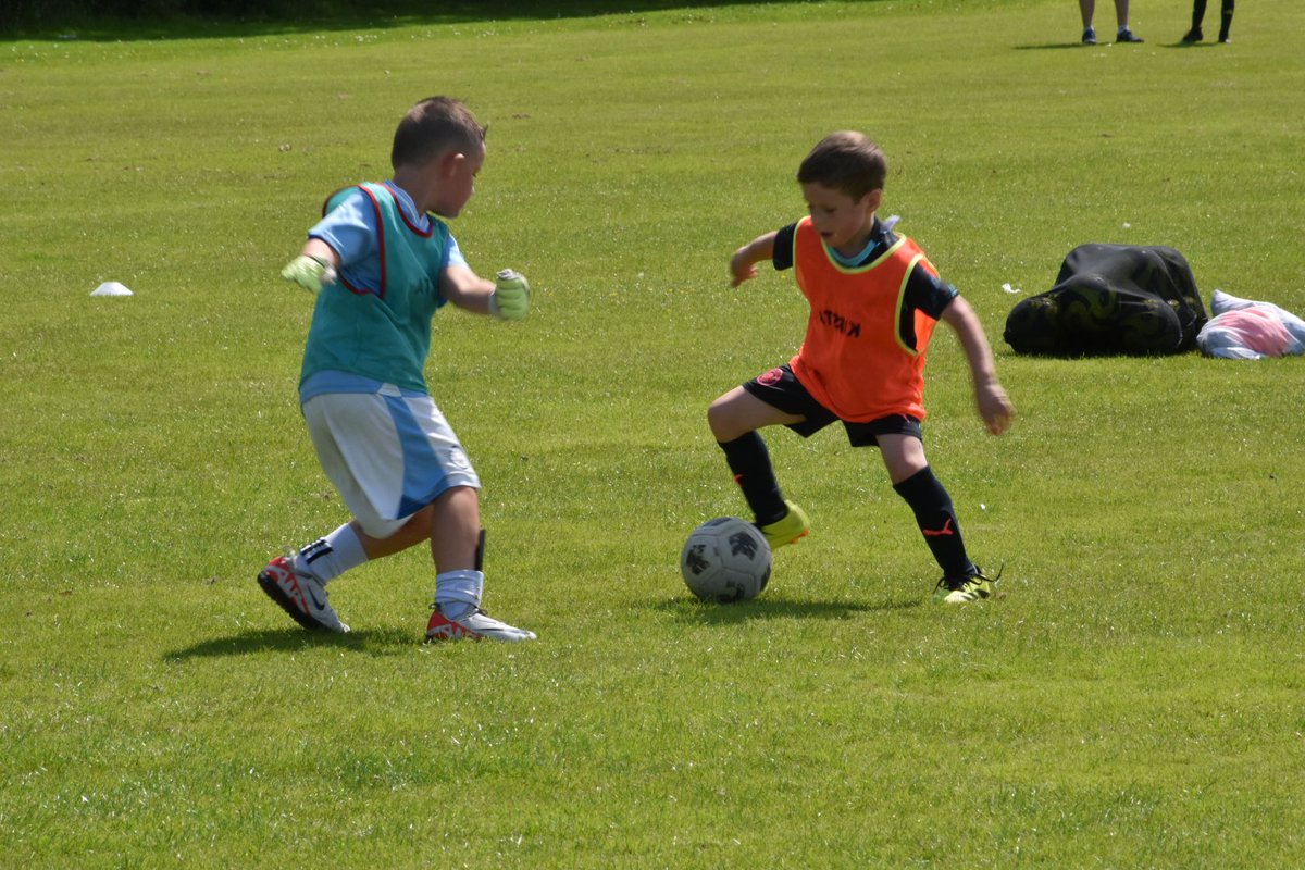 MOBOSportsAcad's tweet photo. Week 2: A SUMMER OF SOCCER 

Great first day at Loretto 📍📸

Tomorrow will be the first or our themed days with us kicking of Champions League Tuesday ⭐️

So if you have any of those European club kits, get them on 🔥⚽️🔥⚽️🔥

See ya tomorrow 😎 https://t.co/IMHLHCN623