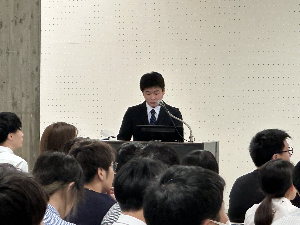 alivework's tweet photo. アライヴワークです。第30回日本義肢装具士協会学術大会に参加、2人の若い仲間が演題発表をいたしました。
学会で発表すること、研究や開発、ユーザーさんのために突き詰めることが大切だと思います。
これからもアライヴワークは「イキイキとした生活のためのモノづくり」に邁進していきます！ https://t.co/CY3pACHbcM