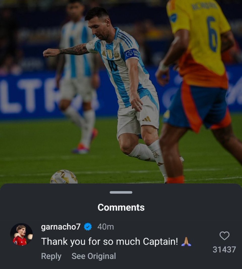 FrankEra_'s tweet photo. 🚨Garnacho showing his appreciation to Lionel Messi! 🇦🇷👏🏼 https://t.co/BnNSTSKQ0y