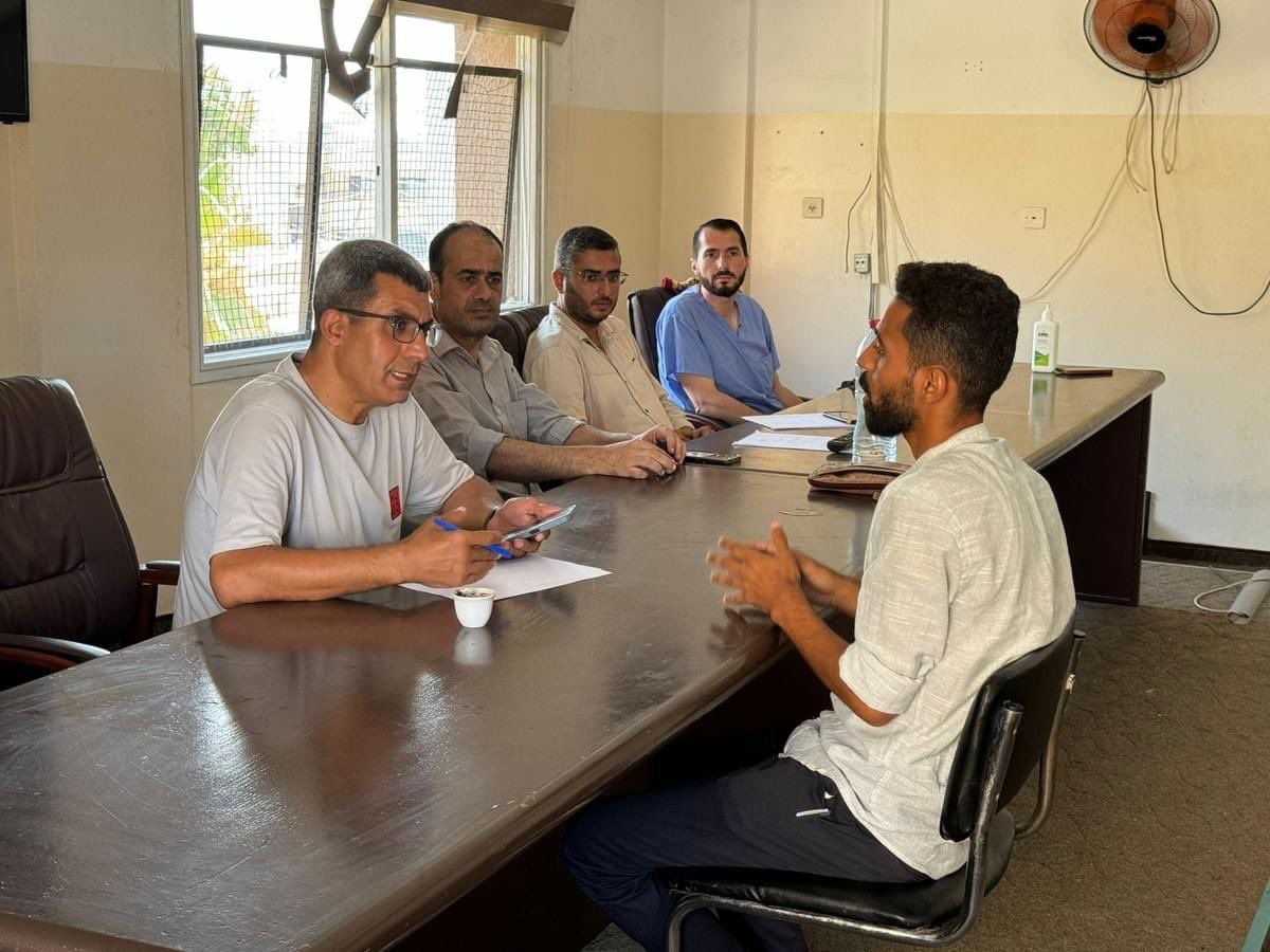 SuppressedNws's tweet image. Doctors in Gaza are conducting "board" exams for medical students in the emergency and orthopedic departments, despite the ongoing war and displacement🇵🇸✌️🏻