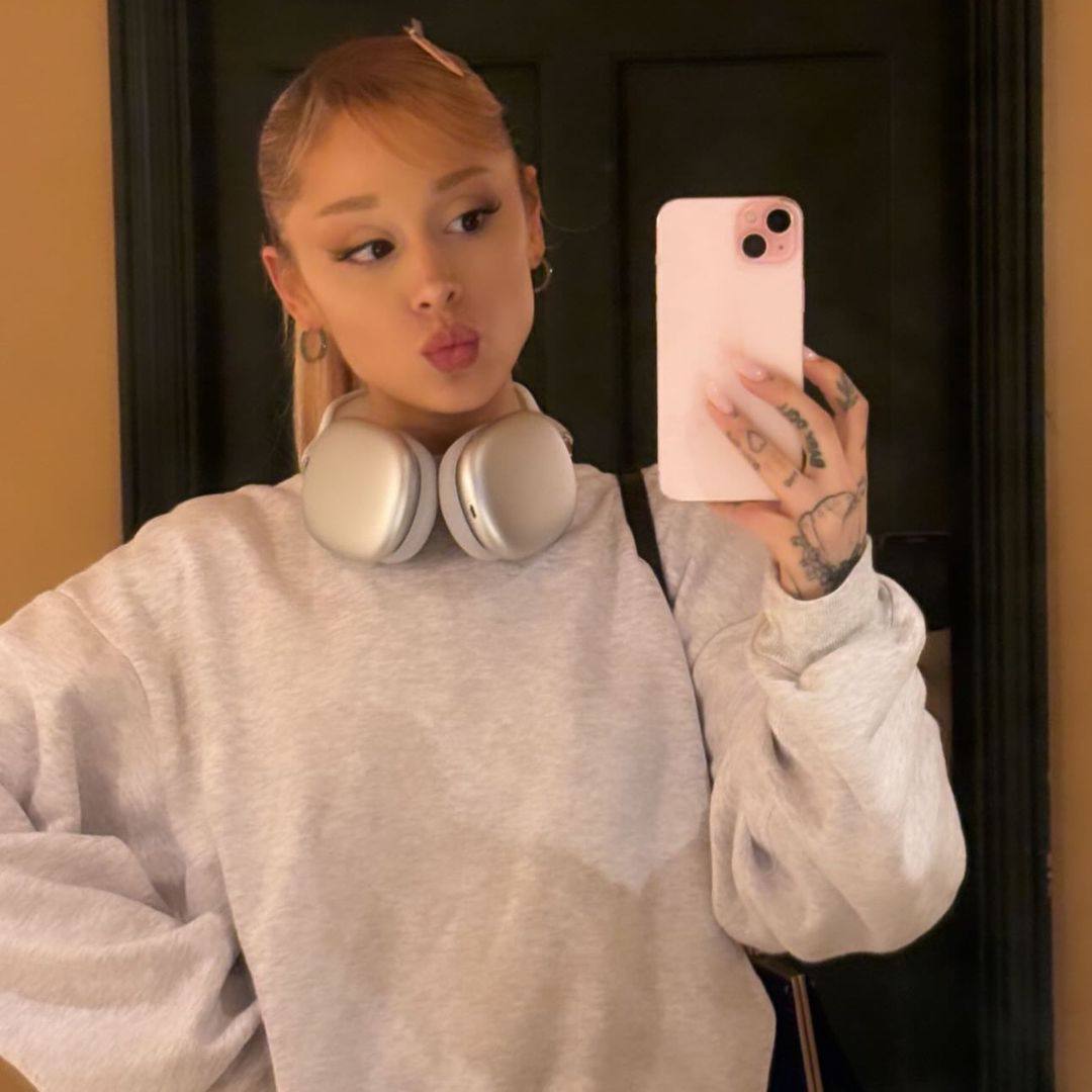 cloud_ag7's tweet image. ⚠️⚠️A cantora Ariana Grande nega envolvimento a tentativa de assassinato a Donald Trump

&quot;Eu não teria errado a mira&quot; foi o que a cantora disse