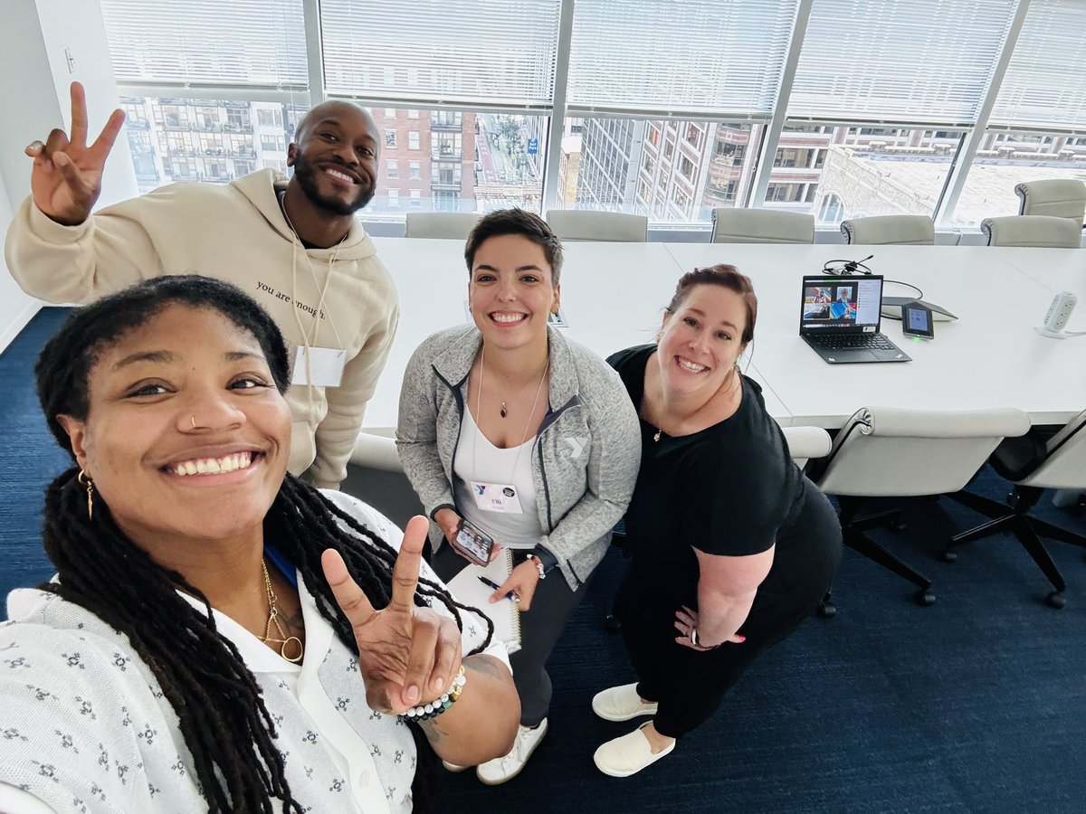 EboneMitchell's tweet photo. We all have mental health! Spent time with an amazing group of Y professionals becoming facilitators in Mental Health Community Care. This work is so important and I’m excited to begin training this course with leaders across the country! #YMCA https://t.co/ItbYefkoST