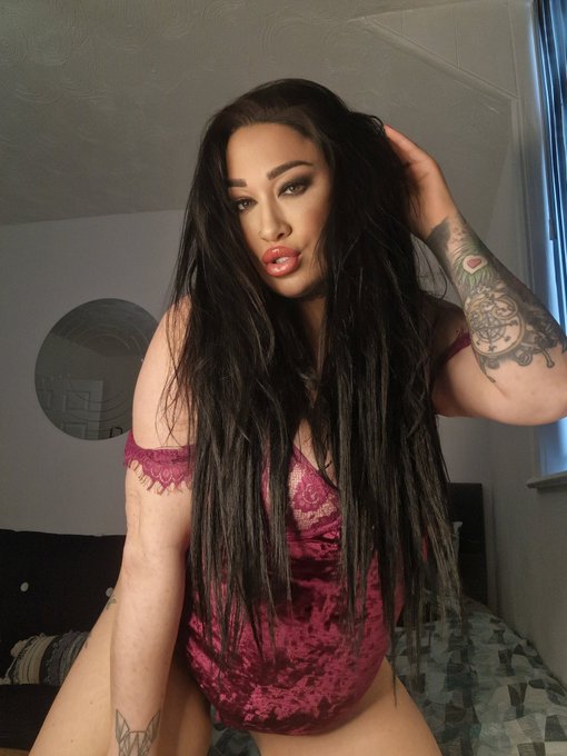 Come chat to me tonight.  Link under this pic 😍😍😍😍 https://t.co/ZEXfX5X995<a href="/tag/curvy"class="tags"><span>#curvy</span></a>
