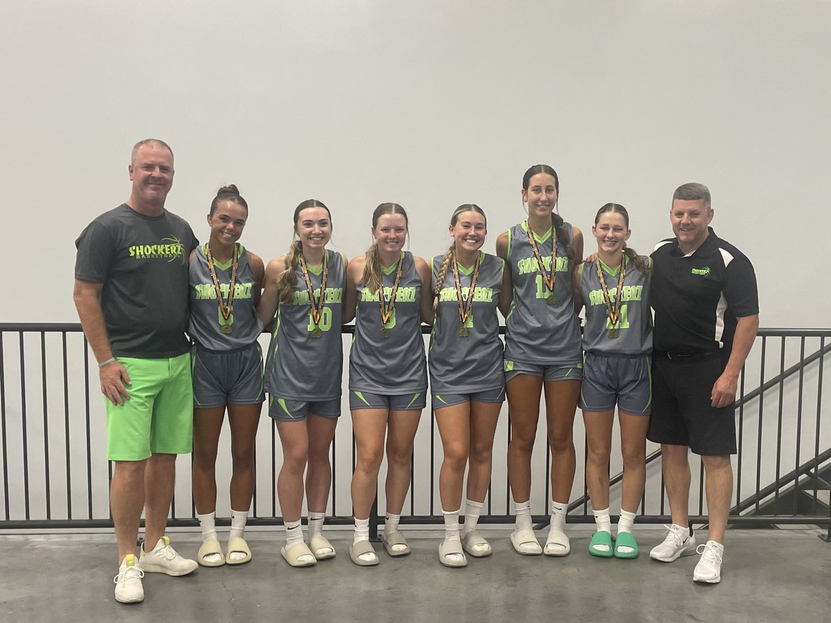 07/14/24 - Supreme - Midwest Slam Fest Campions w/ <a href="/ShockerzGBB/">Shockerz Basketball</a> .

4 Game Stats
PPG:  12
3PT%:  37
RPG:  7
APG:  2.3
BPG:  1.5