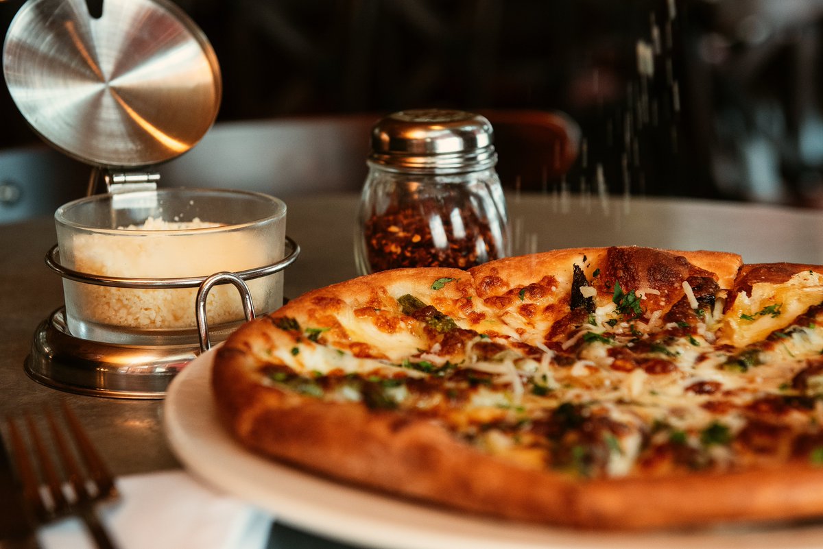 AkilCreative's tweet image. Who loves food p**n ?!?!?! 🥘🍕🍪🍍