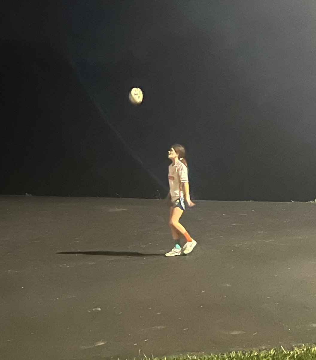 DanGlaenzer's tweet photo. I was trying to think if I have ever done anything 1000 straight days. Pretty cool to see this one complete 1000 straight days of @technefutbol training this weekend with a late night session. https://t.co/zDat3Mnrvf