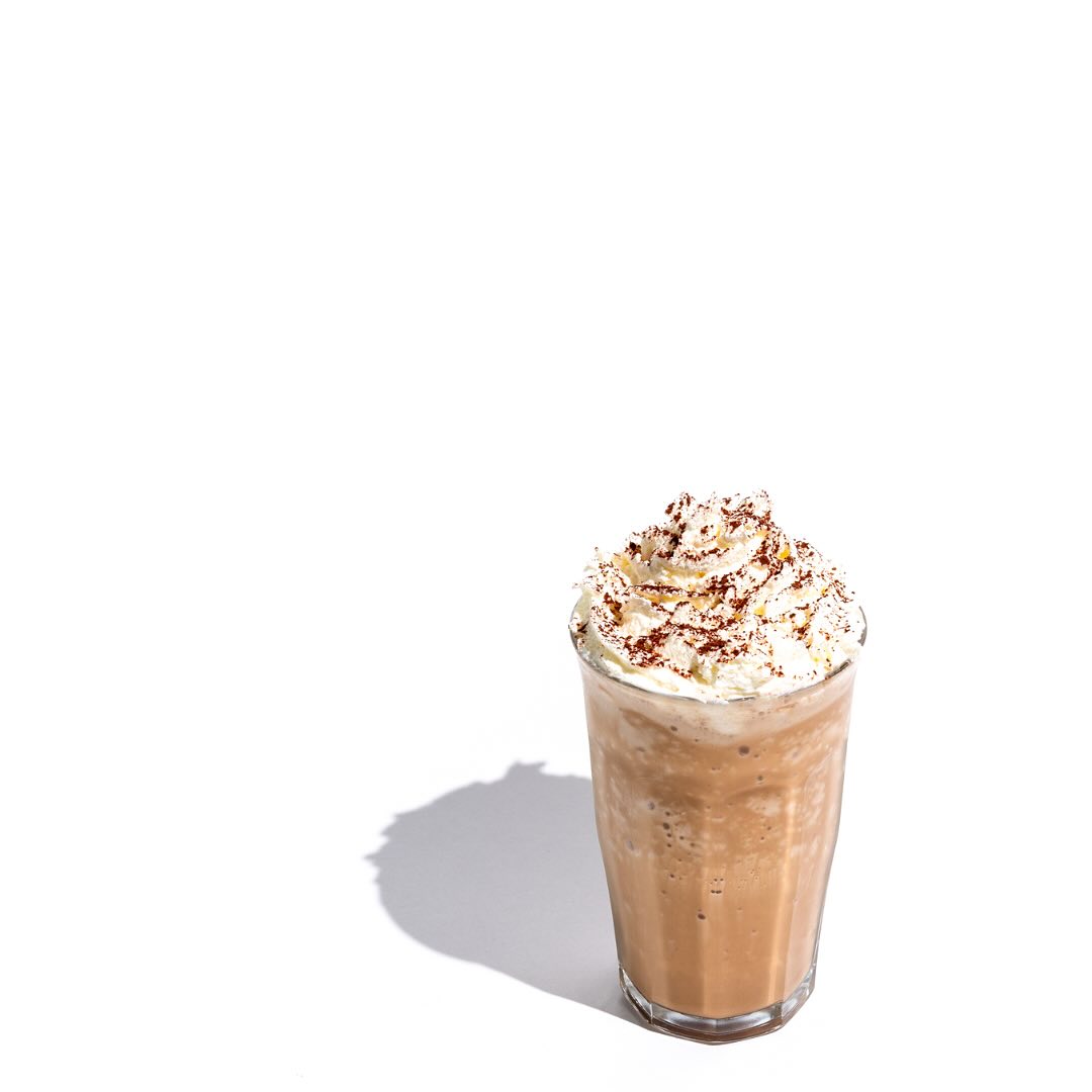 Summer’s finally in full swing, and it’s the perfect time to cool down with an irresistible freddo from Artigiano!
Whether you’re craving a classic brew or looking to try something new, make sure to pop into an Artigiano to grab your favourite pick-me-up.
#Artigiano #Freddo