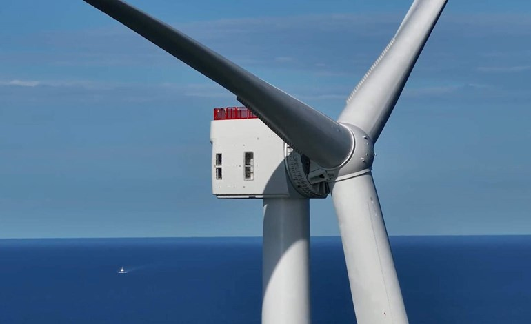 reNEWS_'s tweet photo. Avangrid and Copenhagen Infrastructure Partners have reported that a GE Vernova Haliade-X turbine blade has been damaged at the under-construction 800MW Vineyard Wind project off the US north-east coast

https://t.co/FqoK3tIibs https://t.co/qyJw4uGqSy