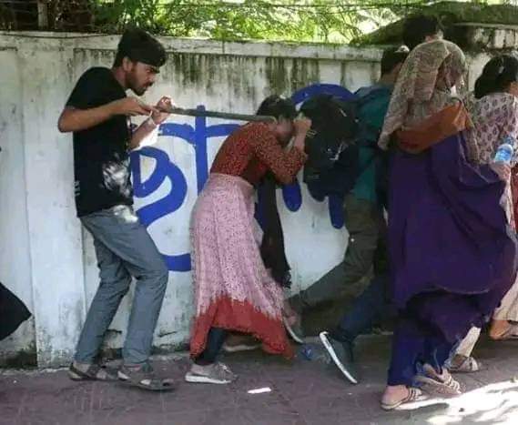 fazla9444's tweet photo. #bangladesh_quota_movement 
#Bangladesh https://t.co/xqGcIKo9G3