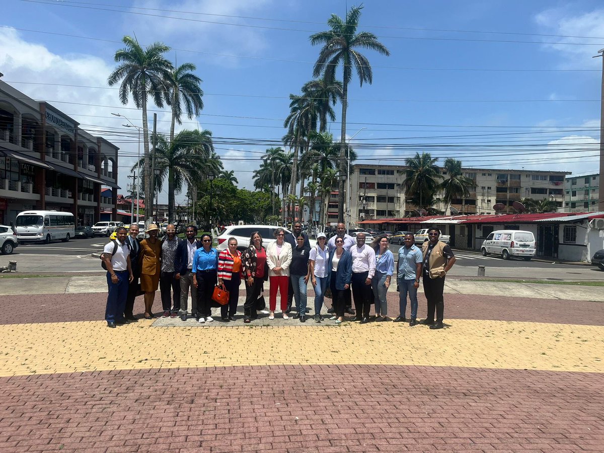 Katy Thompson tweet media