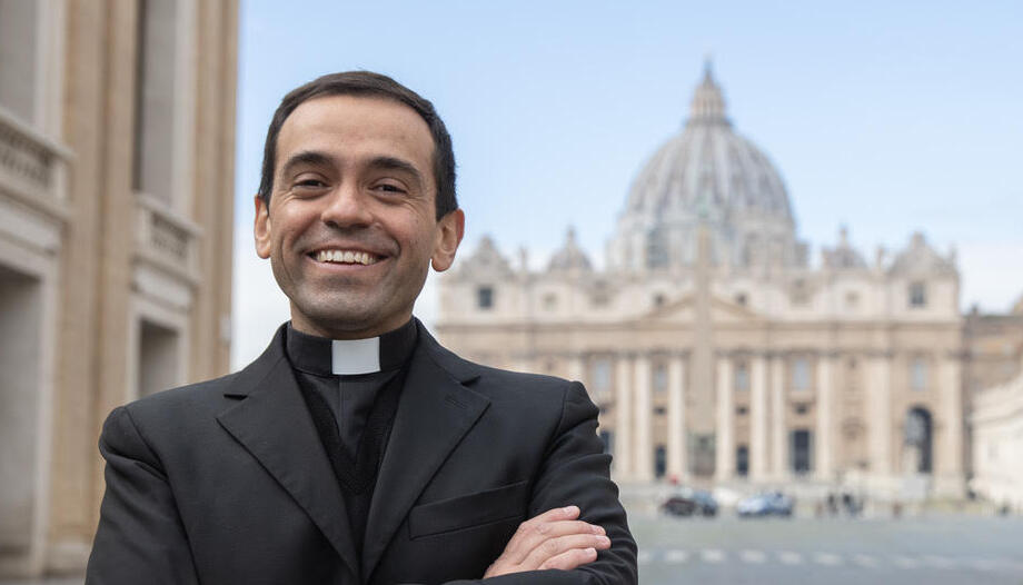 religion.elconfidencialdigital.com/articulo/de-li…   
Cómo entender la pobreza y cómo luchar contra la pobreza