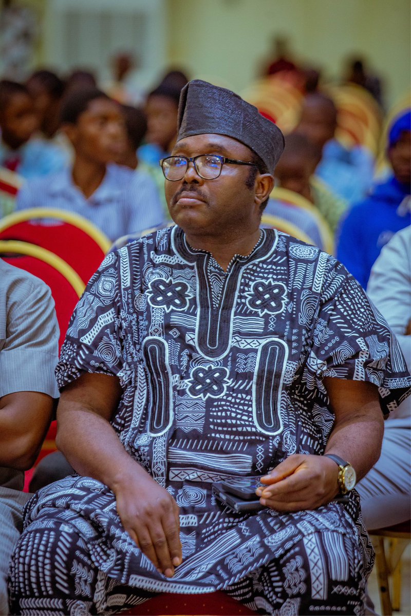 CodegarageA's tweet image. Shout out to all the dignitaries of the #oyostategovernment @oyostategovt who came in for the #flagoff of 1000 Lines of Code.

The E.A to the Executive Governor, Ogedengbe Idowu and the DG Oyo state, Oludolapo Ajanaku

#1000LinesofCode #CodeGarageAfrica #386konsult #ZeehAfrica