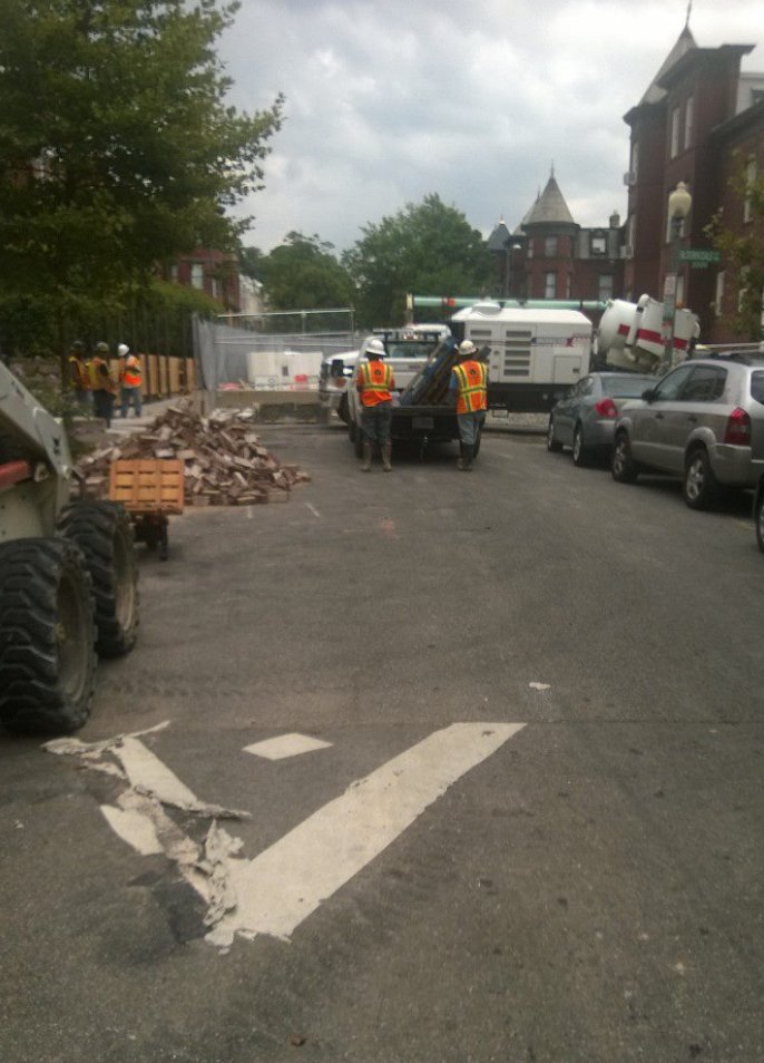 ScottRobertsDC's tweet photo. On This Date in 2014

around 1st & V St NW during the @dcwater #NETB project in #BloomingdaleDC 

#OTD