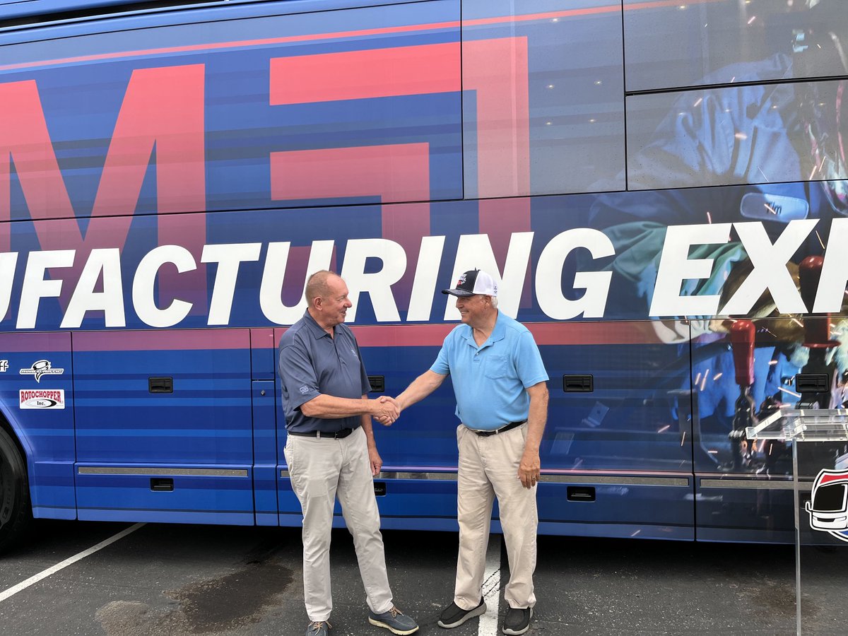 Great to meet with Randy Reinke of Litchfield Custom Products today. The event featured the Association of Equipment Manufacturers tour stop.