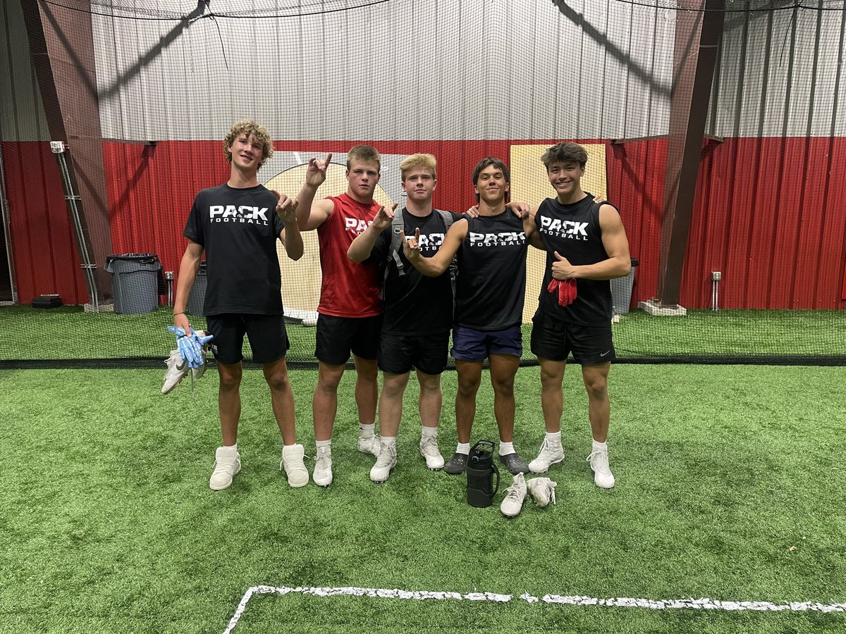 Vince Hochhalter (@vincehoc44alter) on Twitter photo Thank you for the opportunity to compete <a href="/CSUPFootball/">CSU Pueblo Football</a> and huge thanks to <a href="/CoachFaske/">Caid Faske</a> and <a href="/Coach_Tuley/">Ryan Tuley</a> for all the tips and advice. Go Pack!
40: 4.97 hand time
Broad Jump: 8’7
Shuttle: 4.65
<a href="/CoachJayrob1979/">Coach Jayrob</a> Thank you for the opportunity to compete <a href="/CSUPFootball/">CSU Pueblo Football</a> and huge thanks to <a href="/CoachFaske/">Caid Faske</a> and <a href="/Coach_Tuley/">Ryan Tuley</a> for all the tips and advice. Go Pack!
40: 4.97 hand time
Broad Jump: 8’7
Shuttle: 4.65
<a href="/CoachJayrob1979/">Coach Jayrob</a>