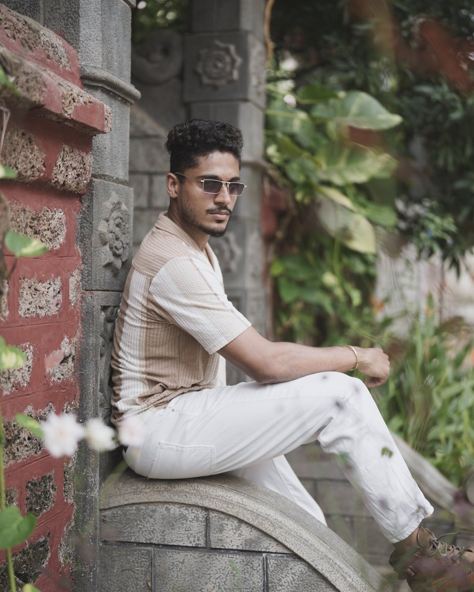 VaibhavMW's tweet photo. “Sometimes a look is all you need to introduce yourself. “ 😉✨
.
.
.
#lookoftheday #posingideas #photoshootmodel #adat #princeofkerala #bhyp #indianactors #smartandhandsome #glamourouslook #modelsearch https://t.co/JCqHaRRnmL