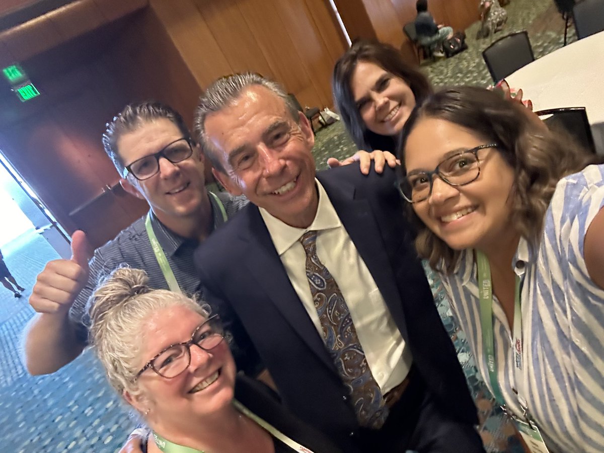 p_a_perkins's tweet photo. We are ready to get our students in “business mode” with @ToddWhitaker @NASSP #principalsUNITED https://t.co/zHpiLm8q4u