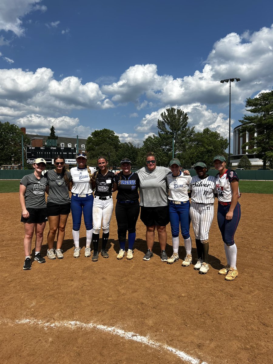 Sena Smith tweet media