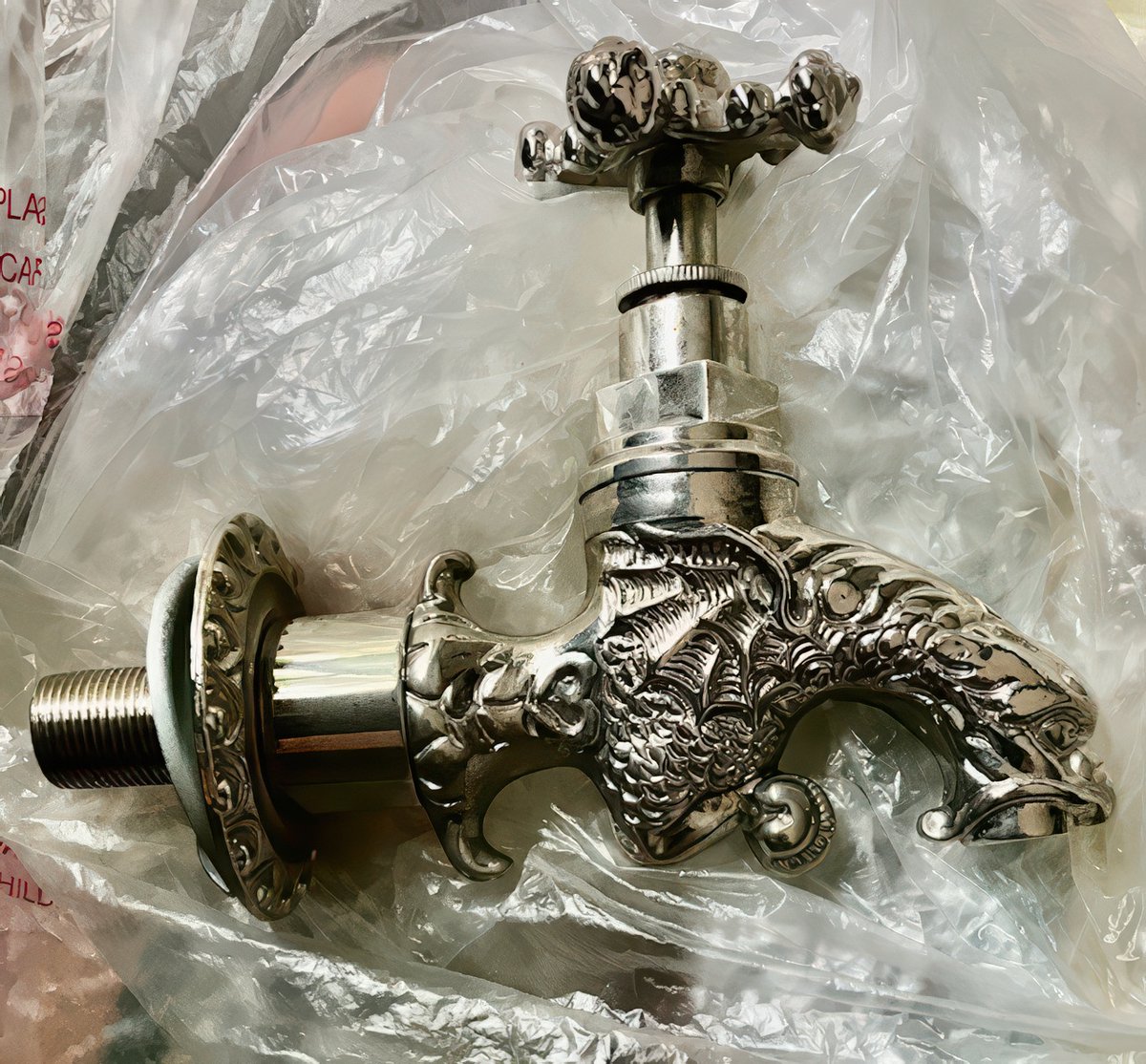 rhomboidsax's tweet photo. Transform your home with our luxurious, nature-inspired fixtures! Hand-crafted taps and showers from top brands like Dornbracht, Axor, Vola, Lefroy Brooks, and KWC. Discover timeless elegance and vintage charm. 

https://t.co/P9xnqndNnD

#LuxuryFixtures #HomeDesign #VintageCharm https://t.co/AaPfKjhuZF