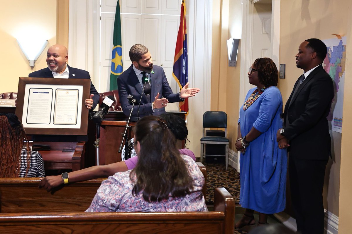 Jackson State U. (@jacksonstateu) on Twitter photo Thank you to the <a href="/CityOfJxnMS/">City of Jackson Mississippi</a> City Council and Mayor <a href="/ChokweALumumba/">Chokwe Antar Lumumba</a> for honoring the Sonic Boom of the South with a resolution in support of their participation in the 136th Tournament of Roses Parade presented by Honda on January 1, 2025! #TheeRoadToRoses Thank you to the <a href="/CityOfJxnMS/">City of Jackson Mississippi</a> City Council and Mayor <a href="/ChokweALumumba/">Chokwe Antar Lumumba</a> for honoring the Sonic Boom of the South with a resolution in support of their participation in the 136th Tournament of Roses Parade presented by Honda on January 1, 2025! #TheeRoadToRoses