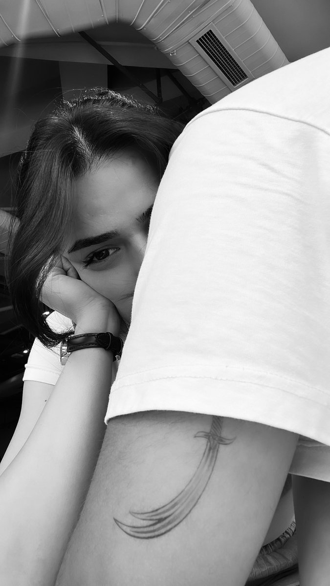 ddiillannn's tweet photo. 🪬 https://t.co/FAU0MaNw5j