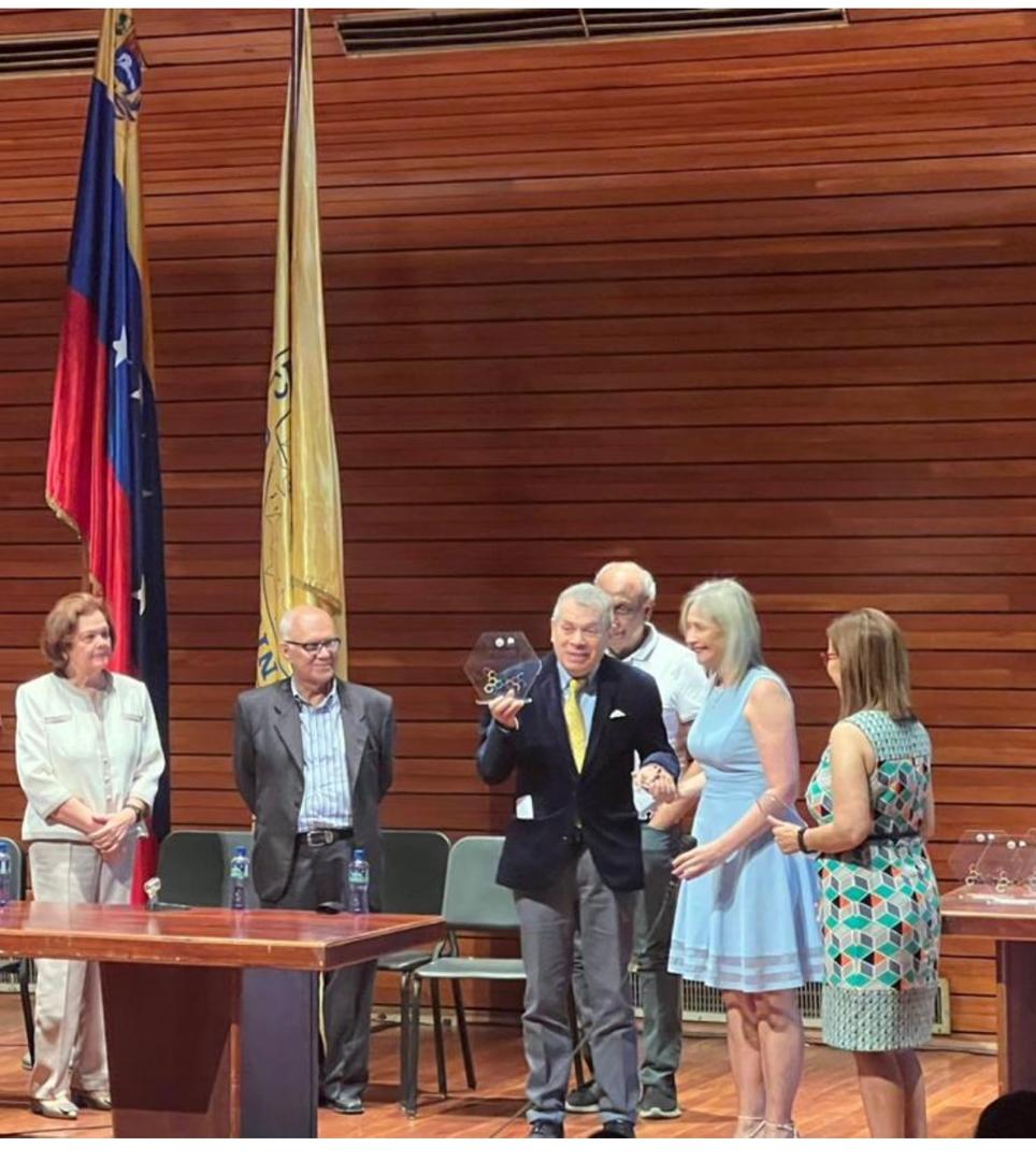 Elirub Rojas (@elicardiove) on Twitter photo Felicidades al Dr Iván Mendoza <a href="/mencardio/">Ivan Mendoza</a> quien hoyrecibió el Premio al Mejor Investigador por las Autoridades de la UCV, orgullo venezolano y de toda Latinoamérica. Arriba la Academia ,la Ciencia y la Investigación <a href="/adribaran/">Adrian Baranchuk MD FACC FRCPC FCCS FSIAC</a> <a href="/ivanovich13/">Ivan Mendoza</a> <a href="/torresviera/">José Miguel Torres Viera</a> <a href="/kargoncar13/">Dr. Karina Gonzalez Carta,MD,MS, FSSC, FACC, FSIAC</a> <a href="/ivanovich13/">Ivan Mendoza</a> Felicidades al Dr Iván Mendoza <a href="/mencardio/">Ivan Mendoza</a> quien hoyrecibió el Premio al Mejor Investigador por las Autoridades de la UCV, orgullo venezolano y de toda Latinoamérica. Arriba la Academia ,la Ciencia y la Investigación <a href="/adribaran/">Adrian Baranchuk MD FACC FRCPC FCCS FSIAC</a> <a href="/ivanovich13/">Ivan Mendoza</a> <a href="/torresviera/">José Miguel Torres Viera</a> <a href="/kargoncar13/">Dr. Karina Gonzalez Carta,MD,MS, FSSC, FACC, FSIAC</a> <a href="/ivanovich13/">Ivan Mendoza</a>