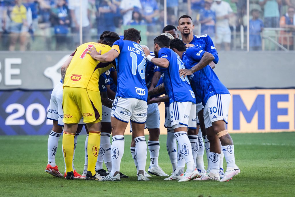 BlogRaposa's tweet photo. ⚠️ | HISTÓRICO! Pela primeira vez na história do Cruzeiro na Série A de pontos corridos, o clube celeste venceu todas as 7 primeiras partidas como mandante.

📊 | Dados / Blog da Raposa
📸 | @ggaleixo https://t.co/uhp3IJyAEH