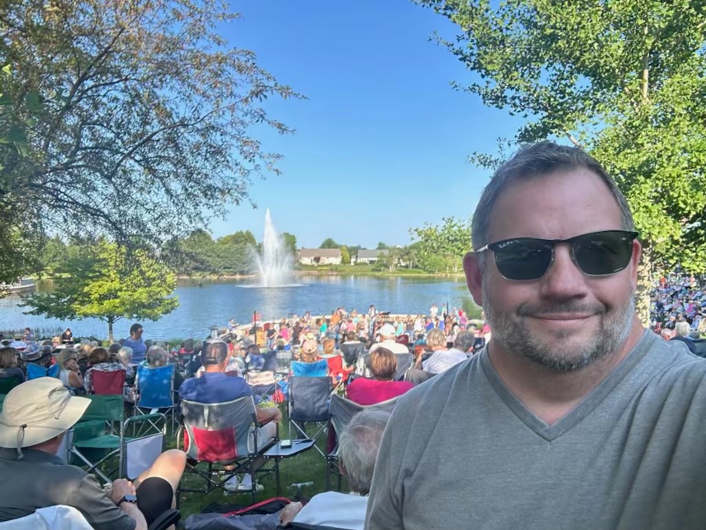 _thornwood's tweet photo. Our team at #ThornwoodFinancial had a fantastic time at the Summer Concert Series event at Del Webb in Huntley! 

Shindig, the 60s tribute band, delivered an amazing performance that took us on a nostalgic journey. 

We look forward to attending more events like this! https://t.co/CZX1tu8LsO