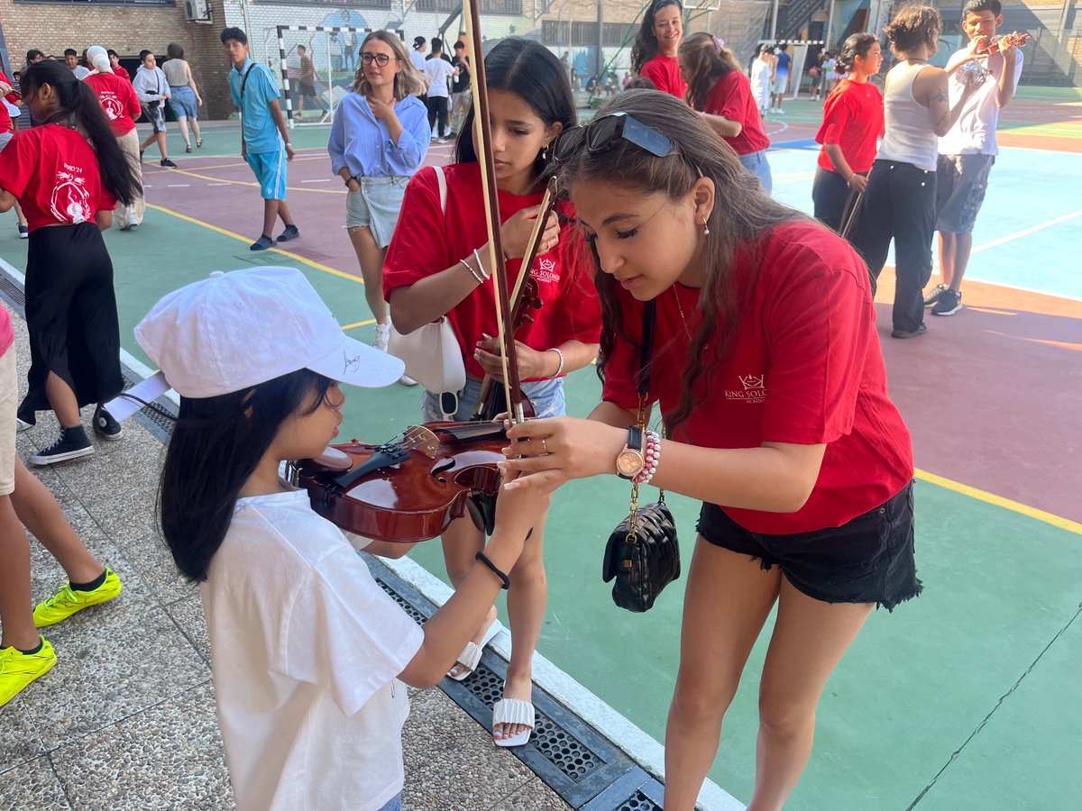 King Solomon Academy (@ksa_allthrough) on Twitter photo More action from the Upper School Orchestra Tour to Madrid. The gift of music is meant to be shared and we had the pleasure of working with students at the summer school led by <a href="/EmpiezaxEducar/">Empieza Por Educar</a> today. We also discovered that churros are very tasty! More action from the Upper School Orchestra Tour to Madrid. The gift of music is meant to be shared and we had the pleasure of working with students at the summer school led by <a href="/EmpiezaxEducar/">Empieza Por Educar</a> today. We also discovered that churros are very tasty!