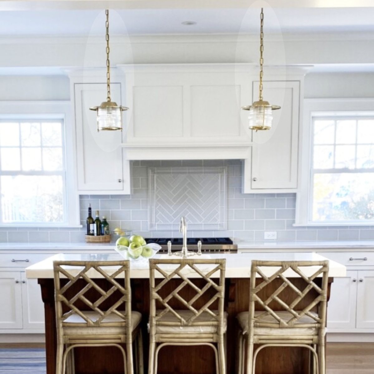Shiplights's tweet photo. Cooking in Style on the Cape…

https://t.co/sUTYrp1tvZ

#InteriorDesign #CapeCodLiving #new #Design #Style #Shiplights #Beautiful #TheCape #DesignLove #Decor #Interiors #Kitchens #Deco #Classic #LoveIt #Cooking #Happy #GetNow #photo #SoCool #CapeCod #KitchenDesign #CapeLife https://t.co/fb84dm3qjv