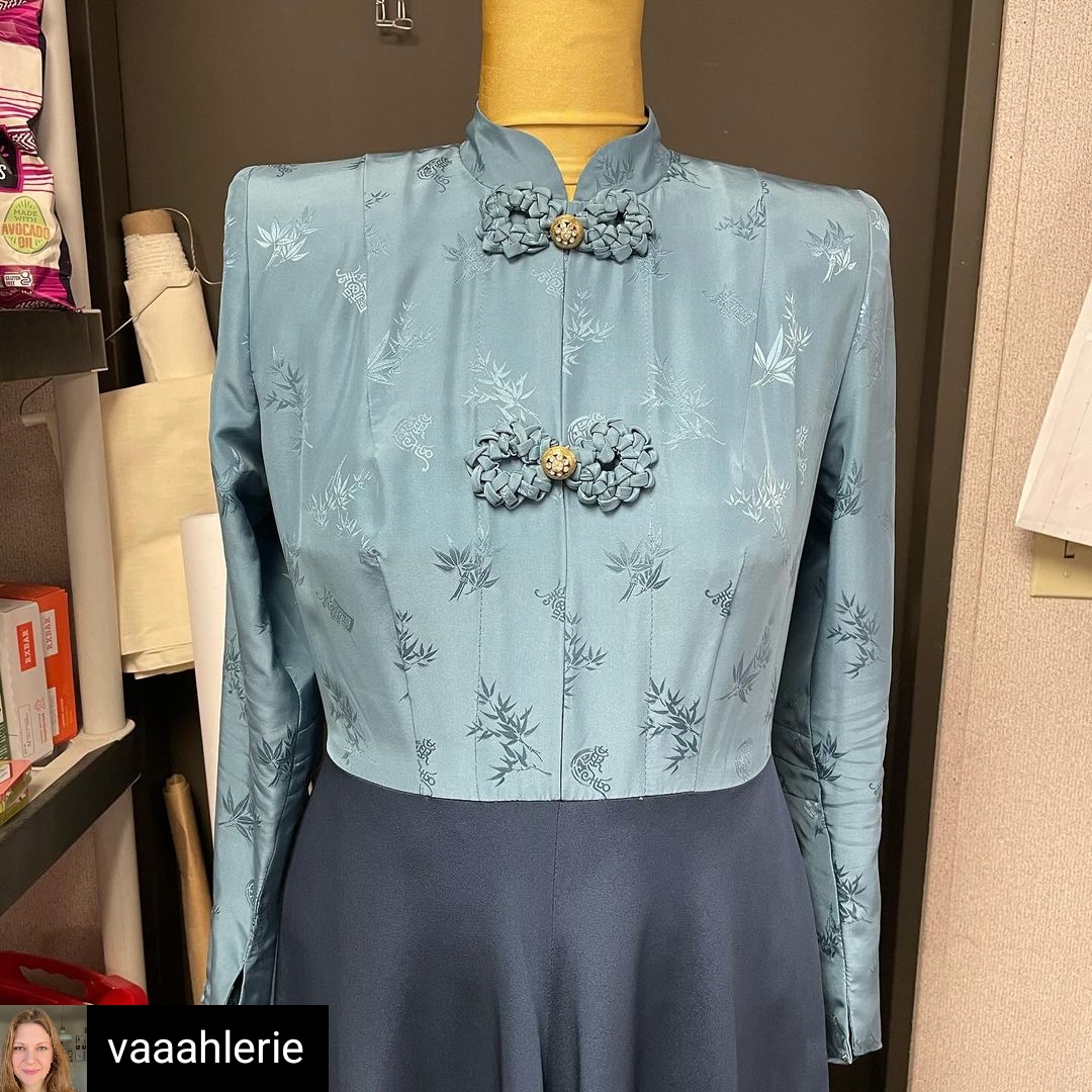 MPC705's tweet photo. RP from IG #mpc705 #costumer Valerie Keiser.
#PalmRoyale S1 E5
Normaβs look for the 1949 Wedding flashbacks had a lot of fussy details, and I love fussy details!...
#PalmRoyaleCostumes #motionpicturecostumers #iatse #iatse705 https://t.co/9L1gTH7smj