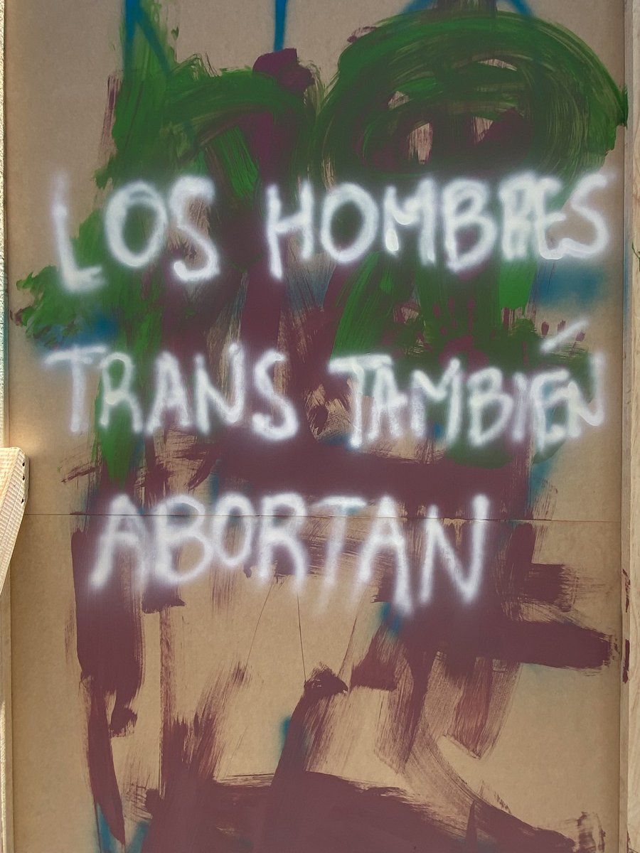 A propósito de que Se Logró el #AbortoLegalPuebla, les dejo un mensaje. 
Ah, y gracias a toda la banda feminista por impulsar y sostener esta lucha. 💚🌈