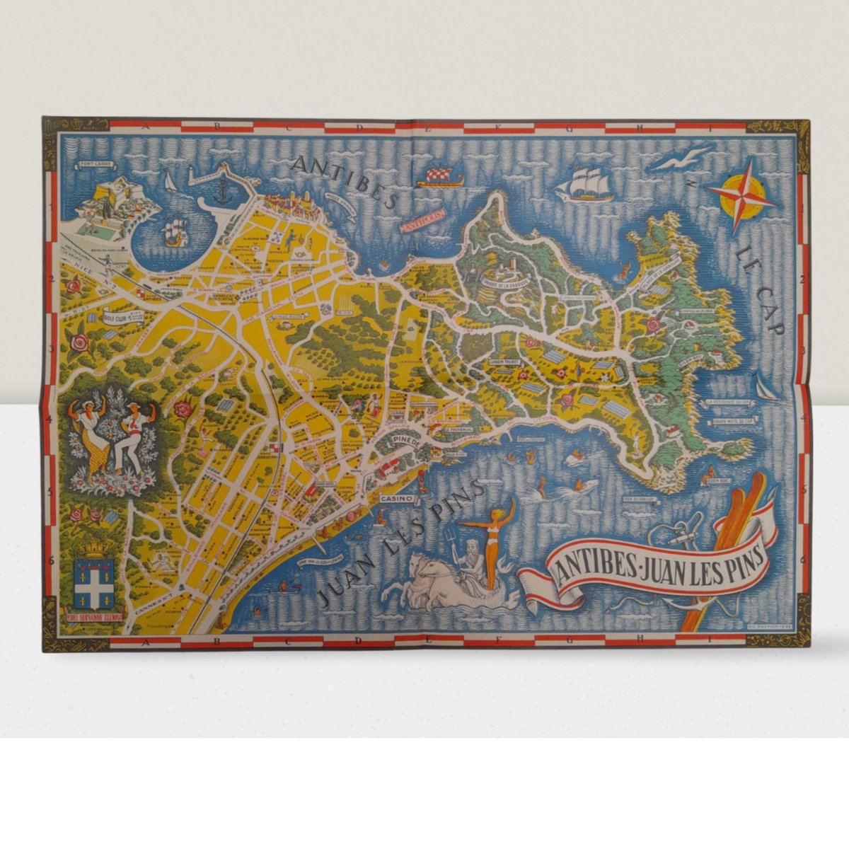 mapmapnmap's tweet image. A beautiful map from the late 1930s, drawn by Vic Raymon, measures around 44*63cm .Juan-les-Pins