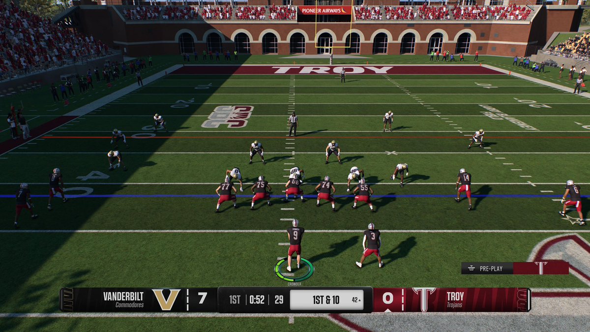 AntonZimanek's tweet photo. When we win, we sing! So cool to see that in game! #GoTroy #BuildTheWall #GooseIsLoose #TroyTrojans https://t.co/QeUK3caJY6
