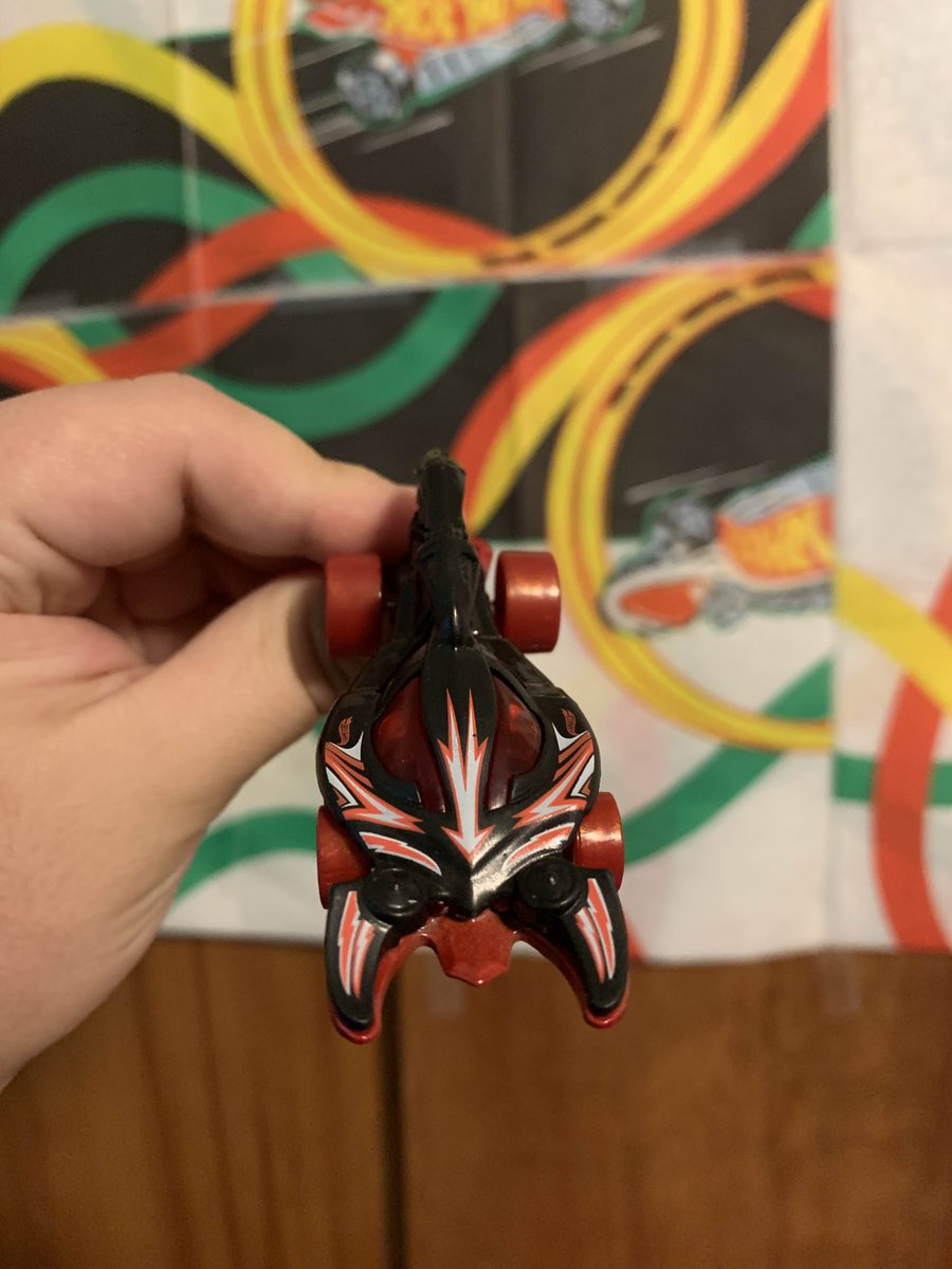 dailyhotwheels's tweet photo. HAPPY 100TH POST! 🥳🎉
Thanks for joining me in capturing my evergrowing Hot Wheels collection, for Day 100 I have the 2023 Street Beasts 5-Pack! This pack contains Scorpedo, Motosaurus, HW Tricera-Truck, TURTOshell, and Sharkruiser. I love this pack :3
#hotwheels #streetbeasts https://t.co/VaXPDuEqBZ