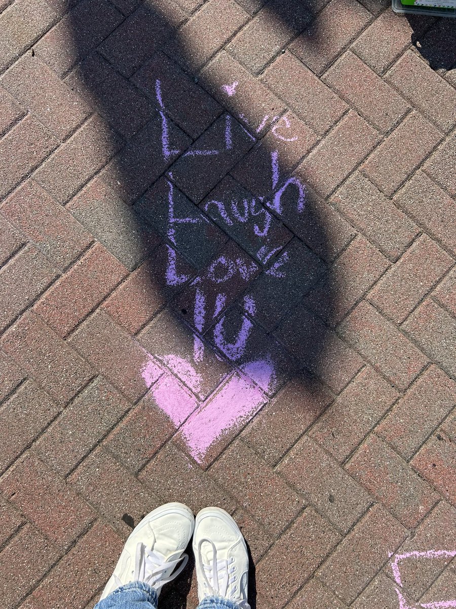 PruCenter's tweet photo. Wanna make some art? Come draw in Championship Plaza for @_IUofficial !🫶 https://t.co/G0KhkhpplS