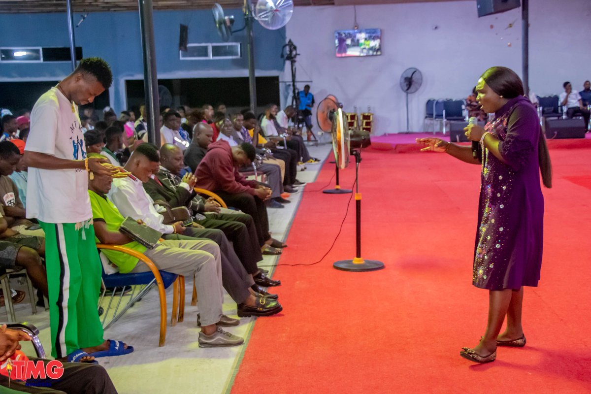 TMGministry15's tweet photo. POWERS OF DISCOURAGEMENT PROGRAMMED TO HINDER YOUR BLESSINGS, BE DESTROYED IN JESUS MIGHTY NAME!!! 

#TMGMINISTRIES #TMG #PROPHETOMOGHENE #ACTIVEGRACE #CHURCHONLINE #POWERWORD  #GRACEFORWEALTH #YEAROFCELEBRATION https://t.co/k819rrgU1m