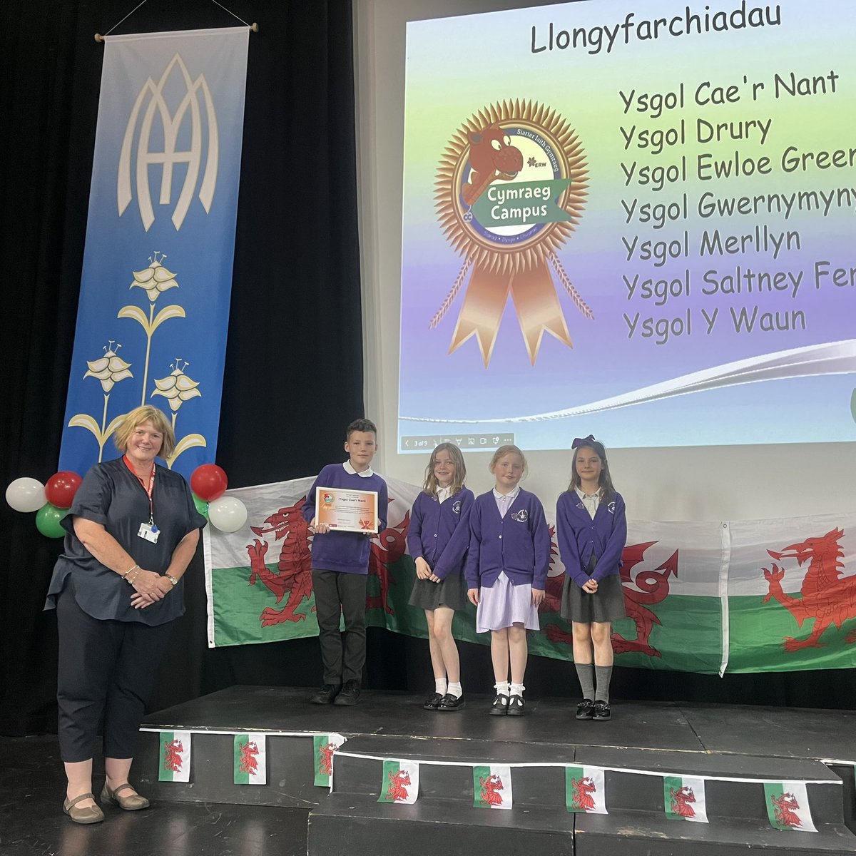 Tîm Cymraeg-Fflint tweet media