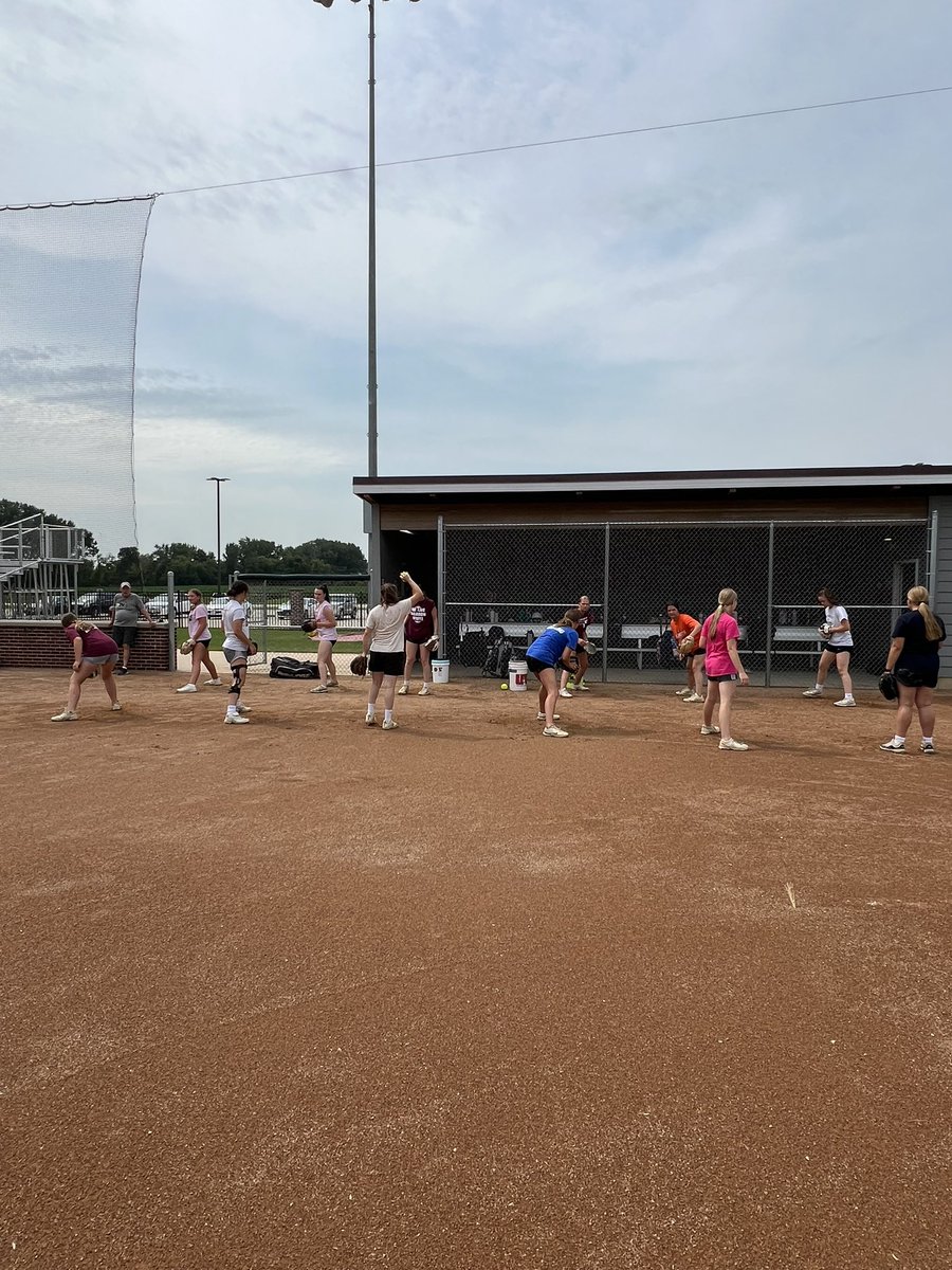 Independence Softball tweet media