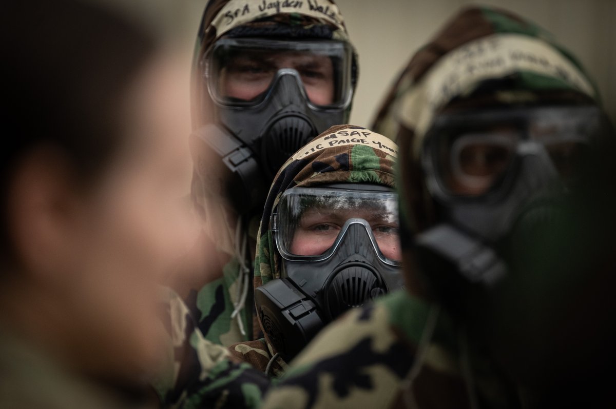 JointBasePHH's tweet photo. Members from various units participated in chemical, biological, radiological, & nuclear training at JBPHH, 11Jul. This training helps the members learn to conduct operations in mission oriented protective posture gear.
#647CES #Readiness #CBRN #USAF | https://t.co/tb5ODLZPv1 https://t.co/XN21CESomT