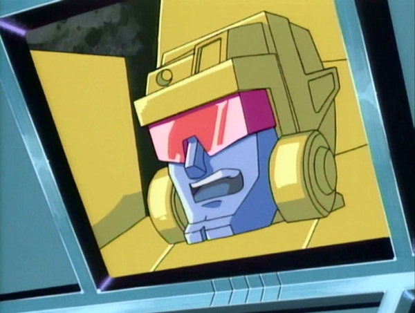 DailyTFormers's tweet photo. They say you have to be limber in order to strike as martial artist, but no one said you can't be as bulky and as strong like a bulldozer. He'll load those Autobot brothers into decent warriors. Today's #Transformers of the day is #RID2001 Heavy Load! https://t.co/vovs6IpgSN