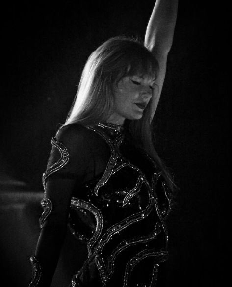 ciwyw_'s tweet image. explicando a teoria do “piano quebrado” e o porque pode ter relação com o rep tv

a thread 🪡