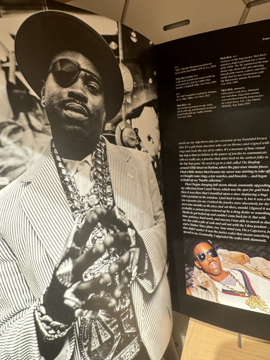yngharlem's tweet photo. #real #hiphop #dipset #slickrick #ll #chains https://t.co/6FGKpCty3l