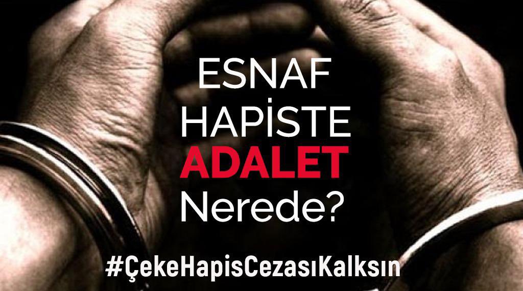 #15Temmuz sabahıydı darbeciler meclise esnafı bitirmeye  yönelik düzenlenen 5941 sayılı çek kanununu meclise getirdiler. Ve kabul edildi. 
Darbecilerin yasası 8 senedir esnafa garabet yaşatmaktadır. 
8 senedir çözülemeyen sorun haline geldi.
#CEKEHAPİSCEZASIKALKSIN 
#15temmuz