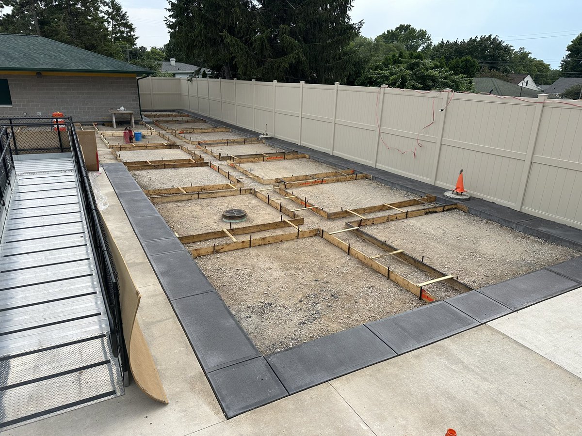 Some more great things happening at The Home of the Hornets 🐝 #PreblePride