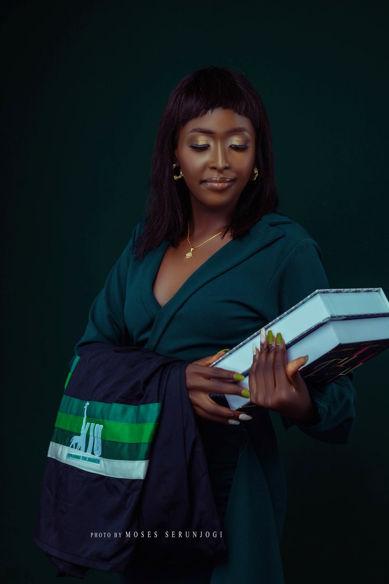 envt_talk's tweet photo. Over the weekend, our very own @Lynnettemasudi3 graduated with a Bachelor's degree in journalism from Kampala International University.

Congratulations Lynette aka Maama Nature 

📸 @serunjogimozey https://t.co/p8y1ndC9gT