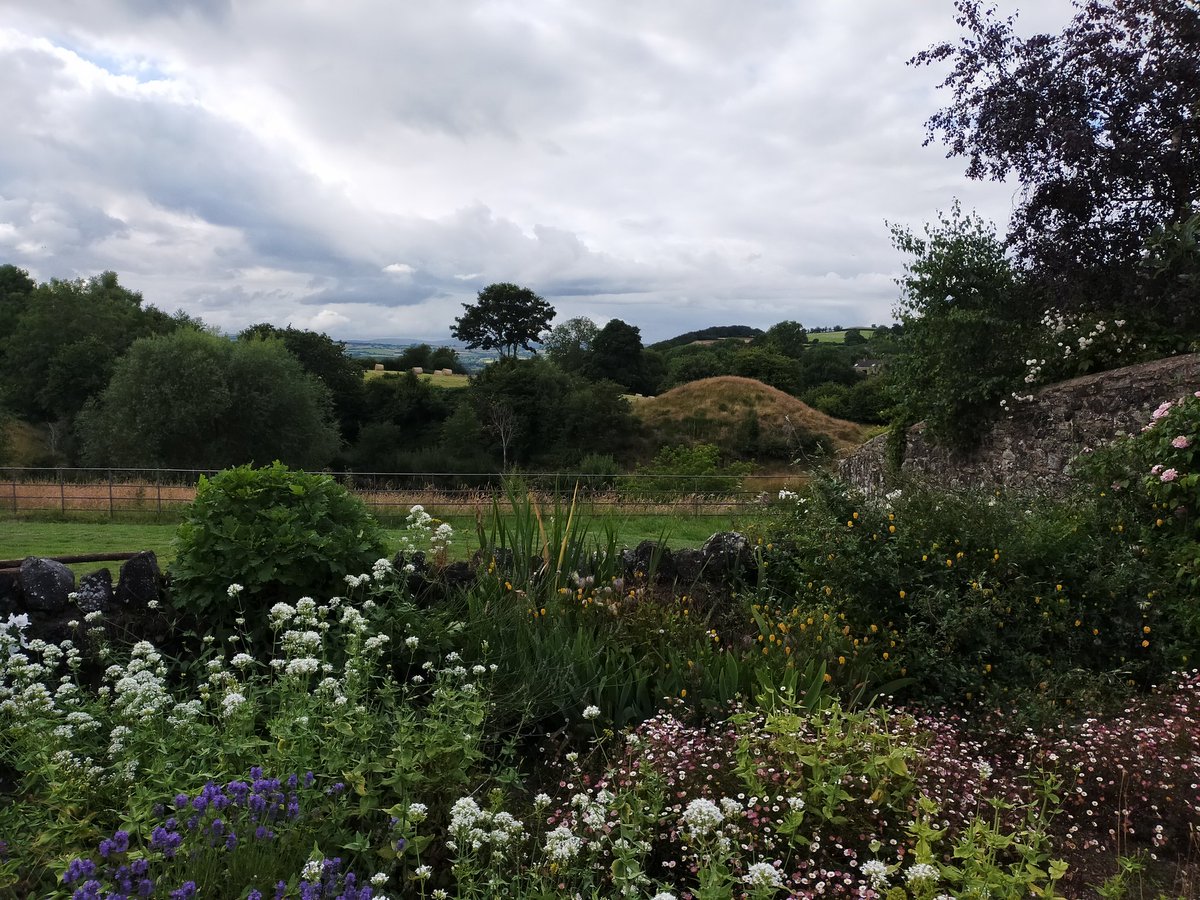 Very much enjoyed a couple of days digging at the Universities of Manchester's and Cardiff's excavation at Arthur's Stone. Nice people, good archaeology and beautiful views - found some stake-holes too! #dorstone #archaeology #herefordshire #churchillarchaeology #englishheritage