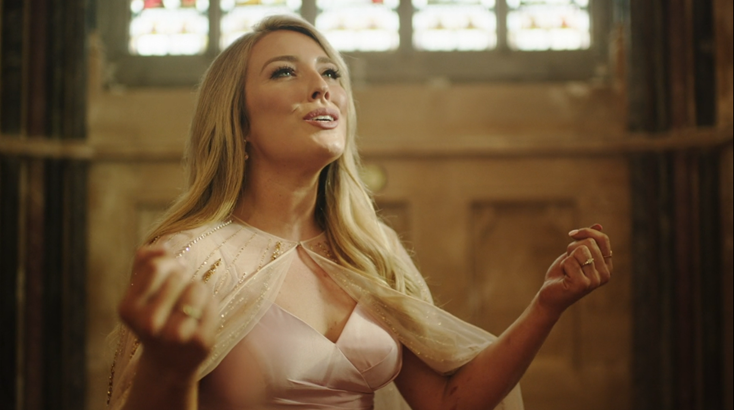 We can’t help but shed a tear listening to “Angel,” which was filmed for our Postcards from Ireland special in Kylemore Abbey: youtube.com/watch?v=WGkjz2…