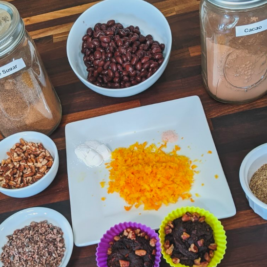 ChefLeander's tweet photo. Recipe revisit!

Amazing #blackbean #brownies

These amazing brownies take the cake for the best brownies ever. Thick, rich, chocolatey and absolutely scrumptious. Every time I serve these, people beg for the recipe. Finally a truly satisfying vegan brownie!! https://t.co/qCzhwaz5SQ